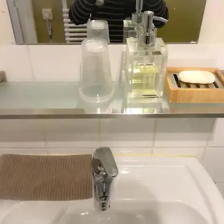 Chere Anna Center New Location גנט