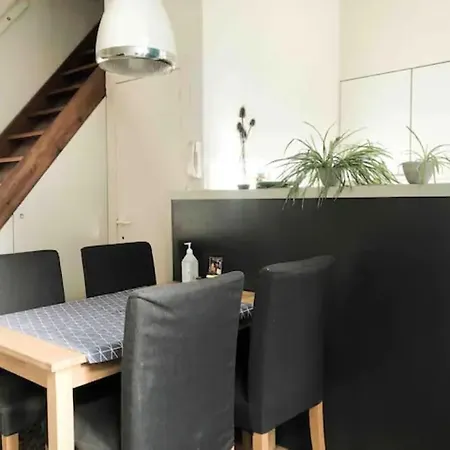 Chere Anna Center New Location דירה גנט